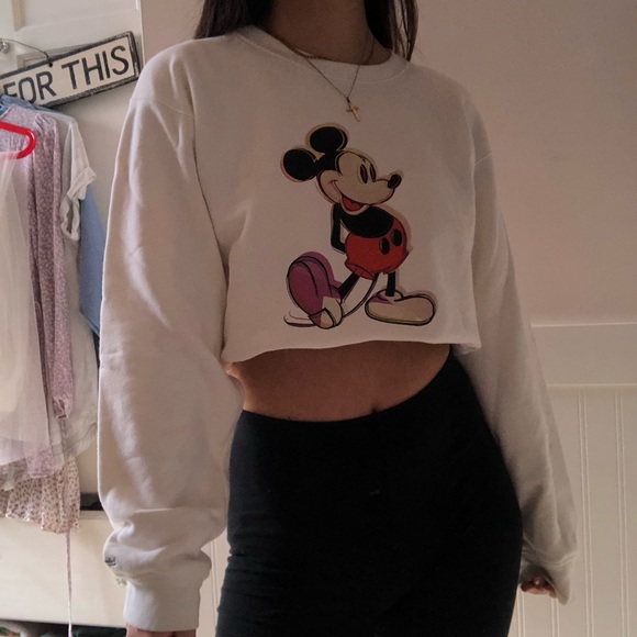 SOLD uniqlo white disney crewneck sweatshirt - Picture 2 of 4